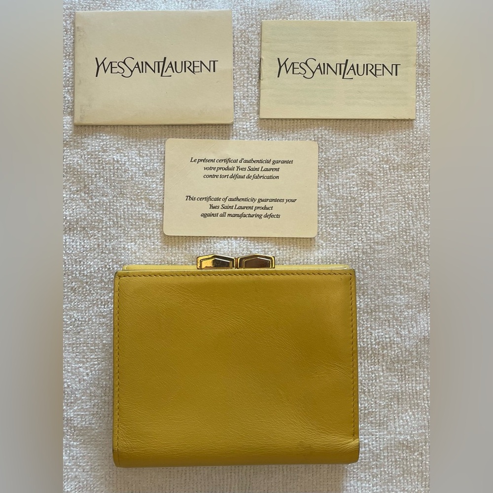Yves Saint Laurent VINTAGE Authentic Sunflower Yellow Leather Compact Wallet - Picture 2 of 16